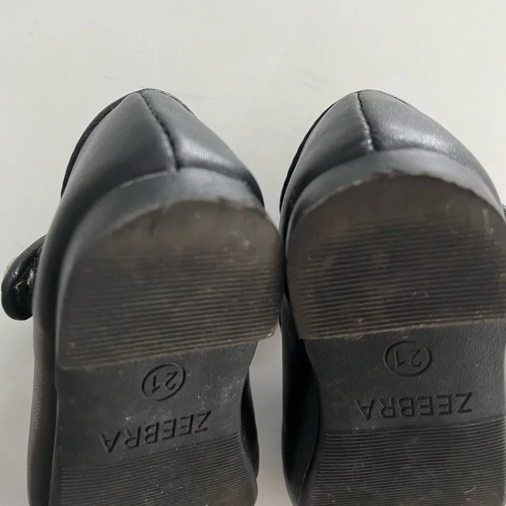 Zeebra kids toddler girls black mary jane shoes size 21
